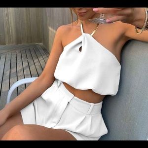 Chain halter crop top